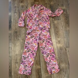 Victoria’s Secret Pajama Set Medium